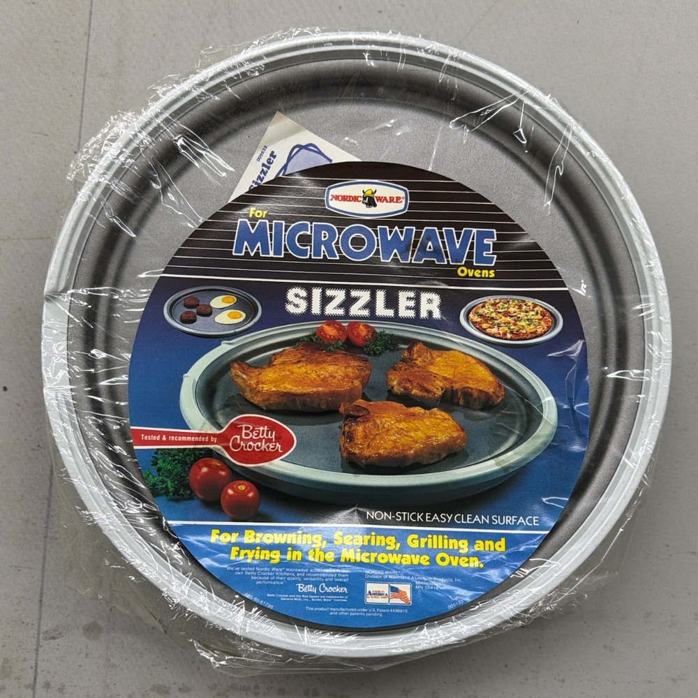 Nordic‎ Ware Microwave Sizzler Browning Skillet Betty Crocker NEW